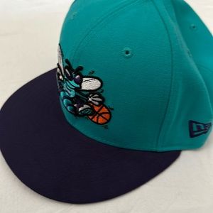 New era 9fifty snapback mens hardwood classics hat Charlotte hornets blue S-M